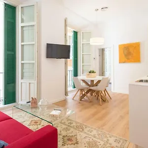 https://apartamento-centro-historico-ii.1costadelsol.com